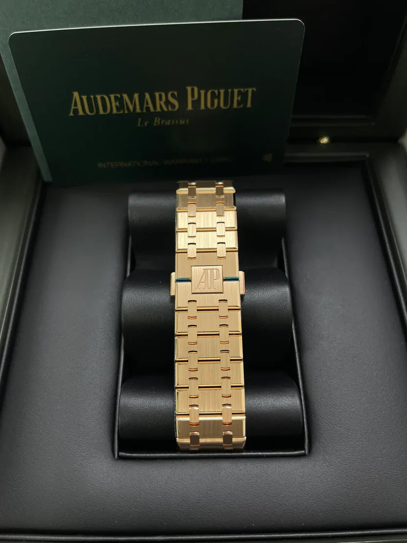Audemars-Piguet - Royal OakDouble Balance Wheel Openworked