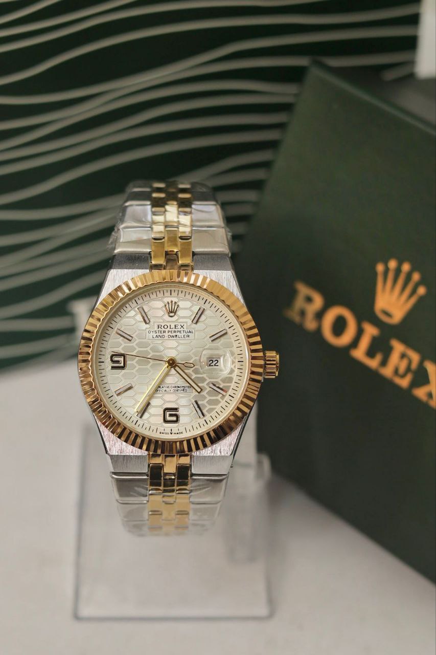 Rolex Land-Dweller gold