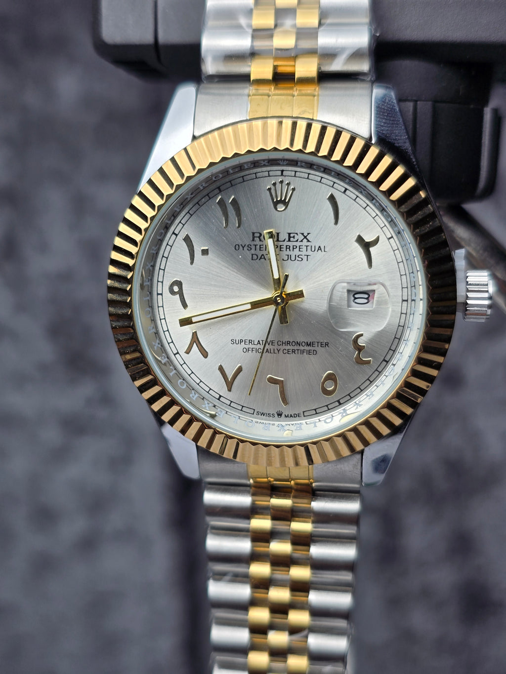 Rolex Date Just Arabic Numbers  Gold