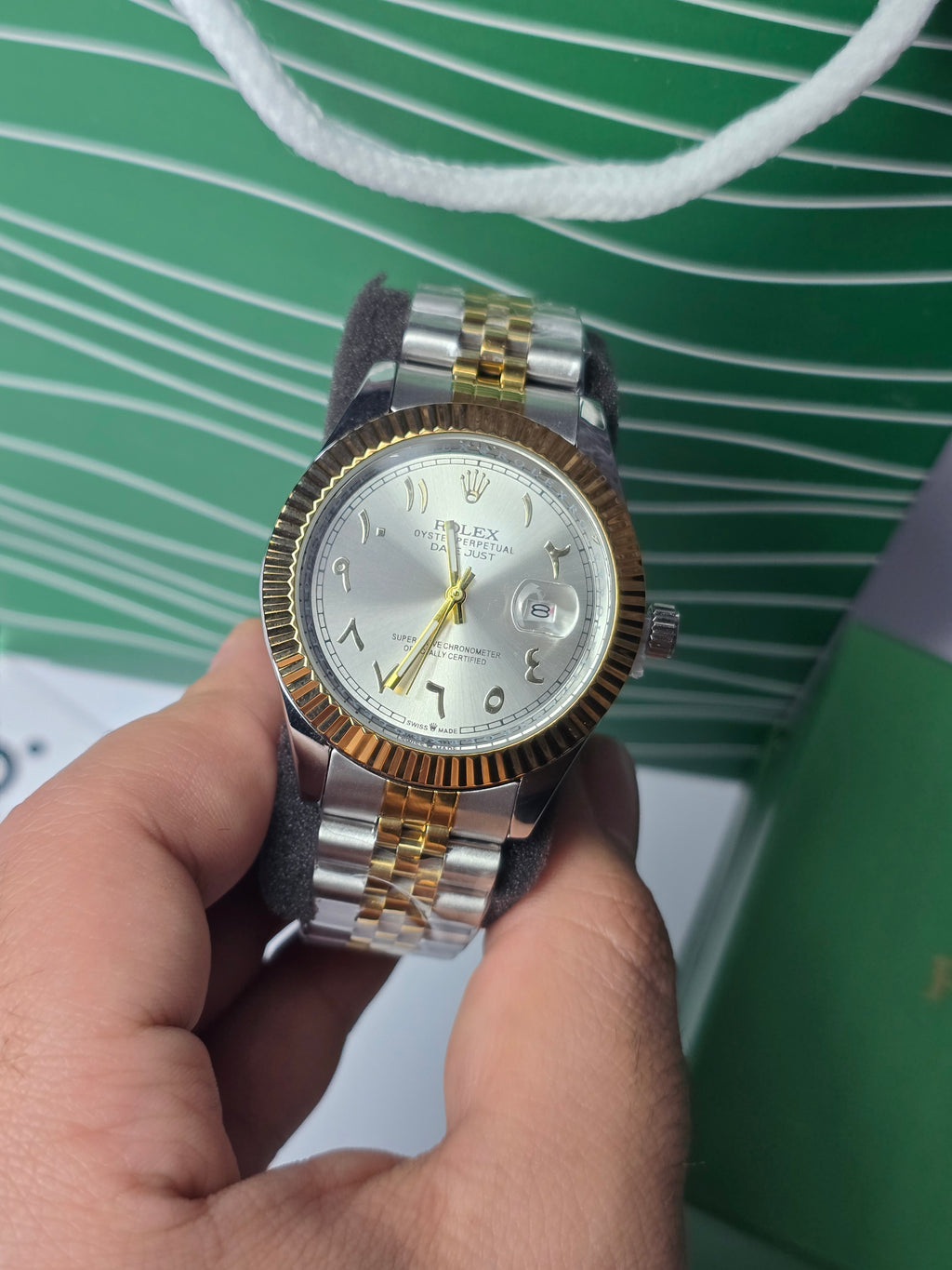 Rolex Date Just Arabic Numbers  Gold