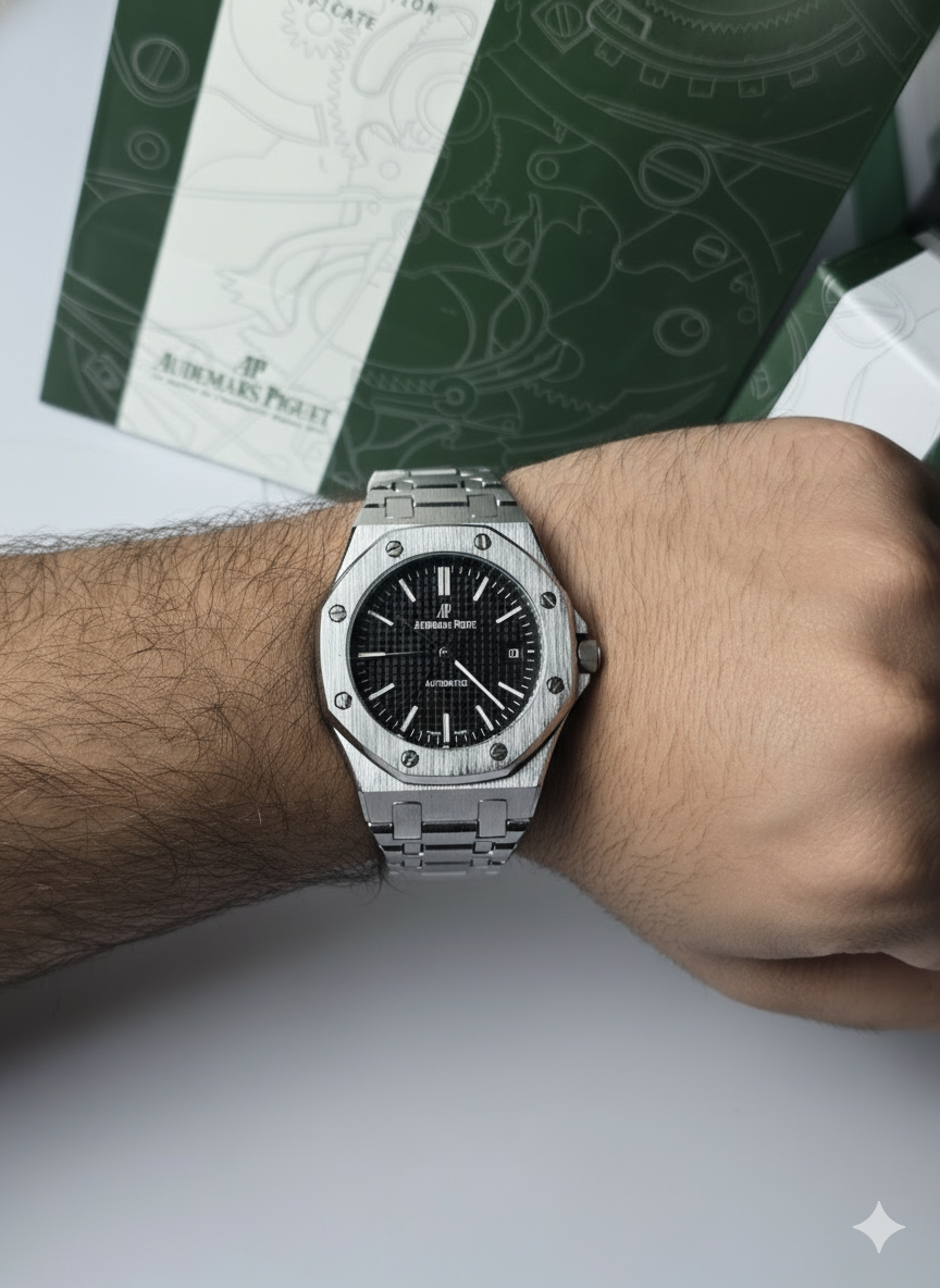 Audemars Piguet Royal Oak - Black