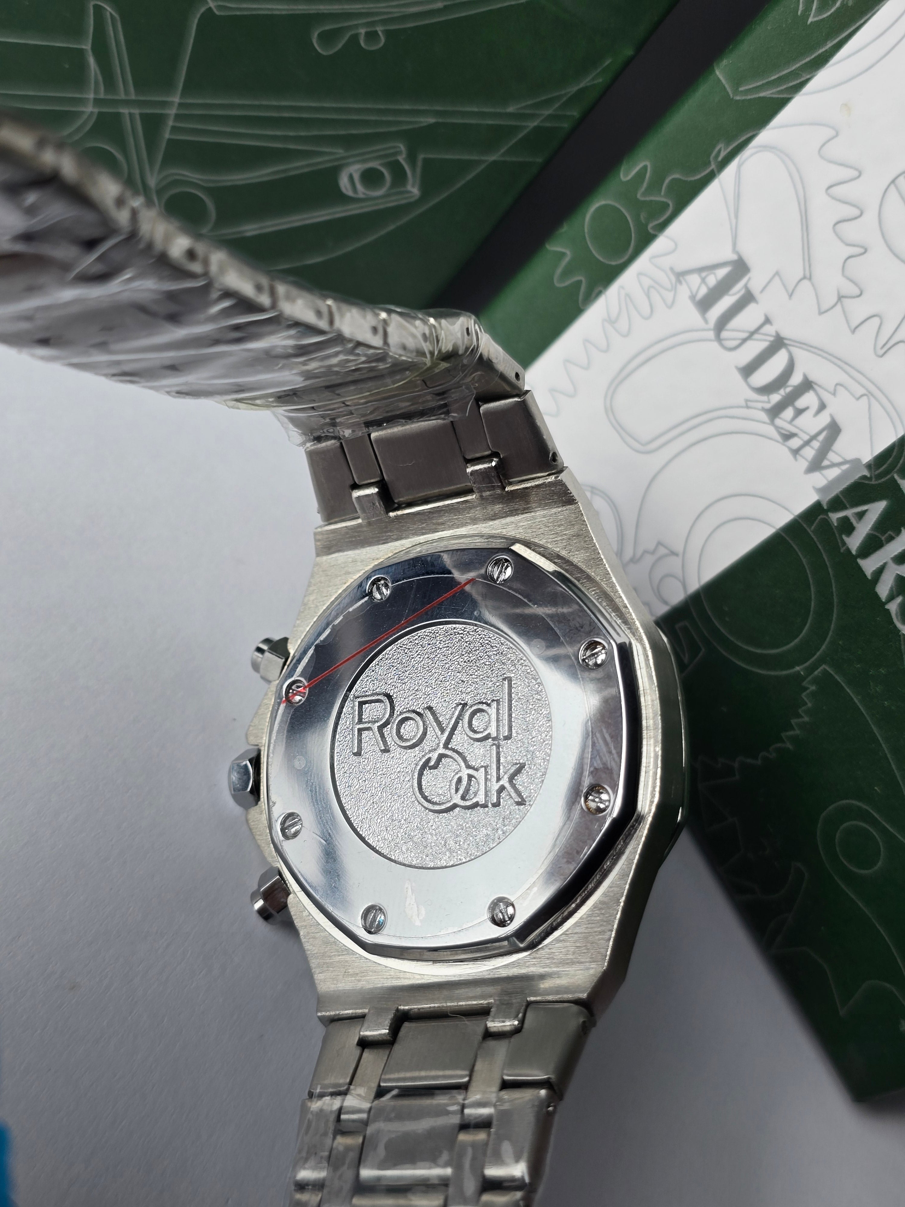 Audemars Piguet - Black